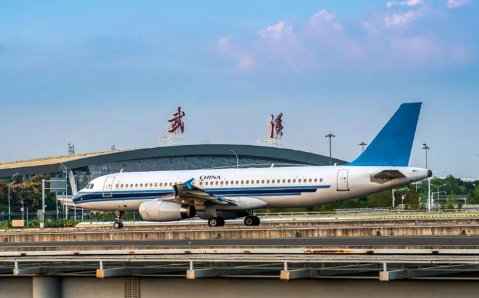 空運武漢機場